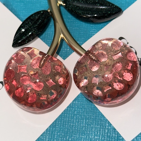 NWT Coach Signature Cherry Bag Charm - Picture 8 of 9